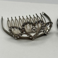 Vintage Silver Tone Hair Combs Rhinestone Heart Tiara Bridal Wedding Set of 2