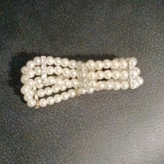 White Faux Pearl Beaded Barrette Hair Clip for Women, Casual Formal Party