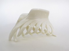 Blonde creme white hair claw clip for medium fine hair