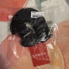 NWT! Rare SPANX Black FAUX LEATHER Hair SCRUNCHIE / HAIR TIE / HAIRBOW ~ OSFM