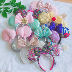 2025 Disney’s Parks Bow Minnie Mickey Mouse Sequin Ears Headband Disneyland US