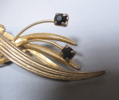 Vintage Hair Clip Gemstones/Glass? Retro