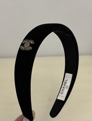 CHANEL Black Velvet Headband Women’s Hair Accessories Gorgeous Excellent Cond