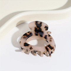 Elegant Sweet Small Oval Hair Claw Clip for Women Secure Grip Hair Accessories P