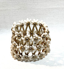 1940 VTG White Floral Accordion Style Brass & Celluloid Hair Ponytail Cuff