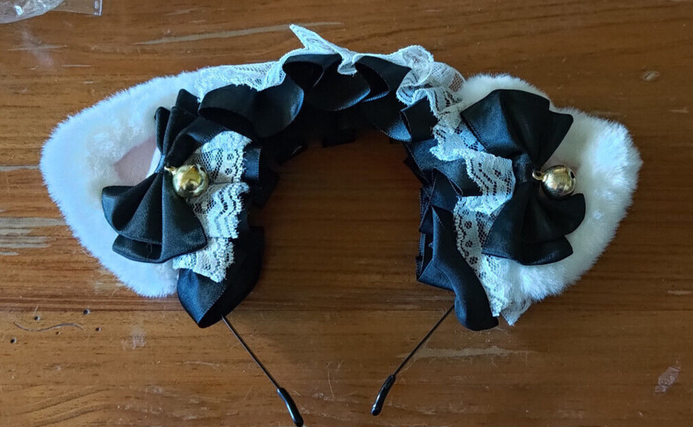 Gothic Lolita Lace Cat Ear Cosplay Headband w/Bells & Bow Black&White *US SELLER