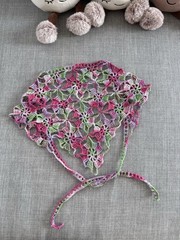 Handmade Crochet Floral Triangle Headscarf – Spring & Summer Hair Accessory