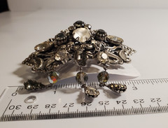 Kirks Folly Dangling Rhinestone Hair Barette Ornate Silvertone with Stars w/Card