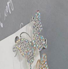 Social BUTTERFLY🦋 Fashion Jewelry IRIDESCENT 🦋 Alligator HAIR CLIP 🔥 NWT