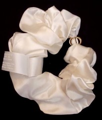 New in Lilac Dior Keepsake Box Cream Silky Eye Night Cover Mask + Hair Scrunchie