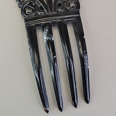 Vintage Hair Comb Spanish Mantilla Celluloid Black Red Enamel Dots 4.75″
