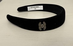 CHANEL Black Velvet Headband Women’s Hair Accessories Gorgeous Excellent Cond