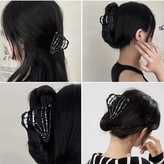 NWT Skull Skeleton Hand Bone Hair Clip Metal Skull Claws Hair Accessories (J123)