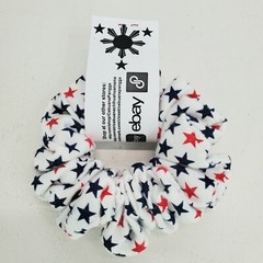 Handmade Women’s Scrunchies Large White Cotton Snuggle Flannel Stars Print New