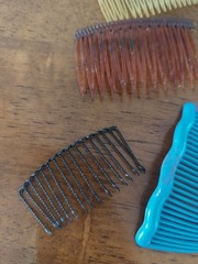 Vintage Hair Side Combs Set Of 25 Some Metal Plastic As Is – Some Broken