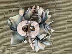 Blue Floral Hair Claw Clip Plastic Fabric Flower Shape Women’s Casual Accessory