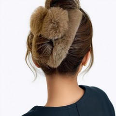 6.3″ Furry Hair Clip Soft Fluffy Claw Clips for 1 Count (Pack of 1), beige