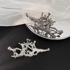 Punk Metal Hair Claw Clip for Thick Liquid Irregular Pattern Barrettes Hair