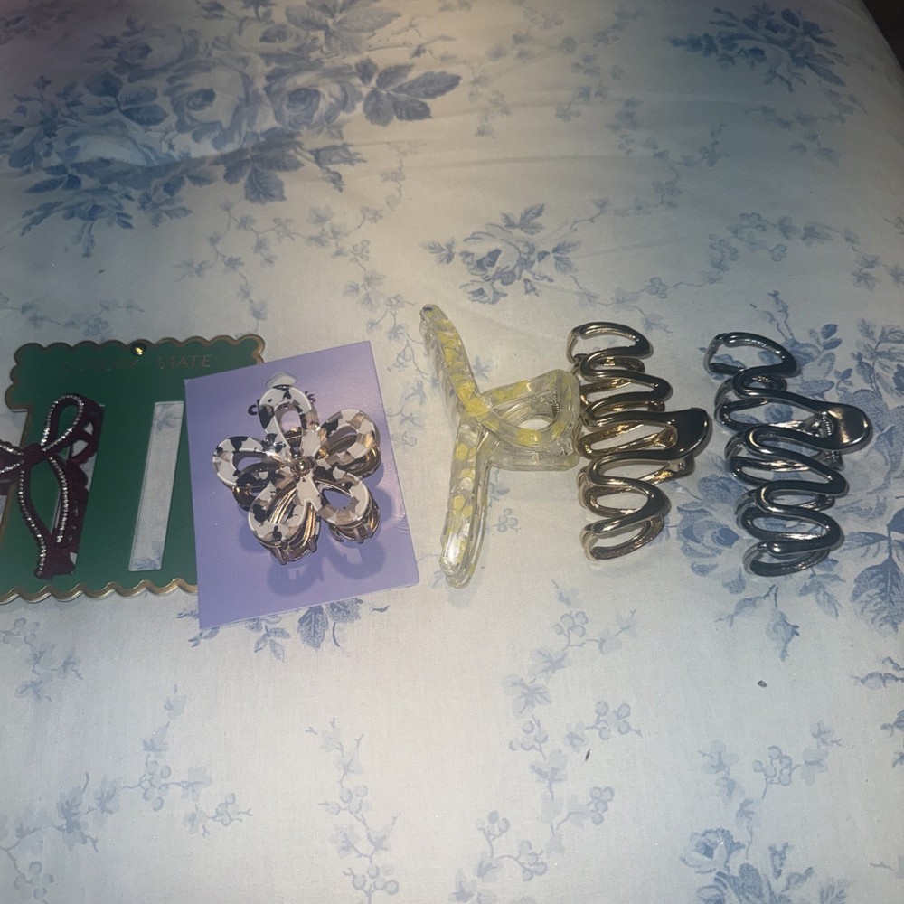 5 new hair clips