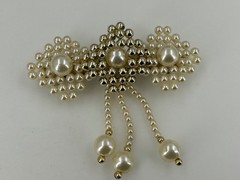 Women’s Hair Barrette Clip Ivory Gold Faux Pearl Dangle Beaded Elegant Accessory