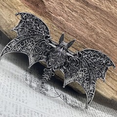 Festival Silver Bat Bats Gothic Celti Moon magic Spell Love Hair Clip Comb