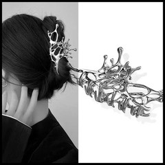 Punk Metal Hair Claw Clip for Thick Liquid Irregular Pattern Barrettes Hair