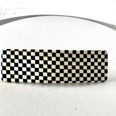 Checkerboard Design Acrylic 4″ Hairpin Barrette Clip Y2K France