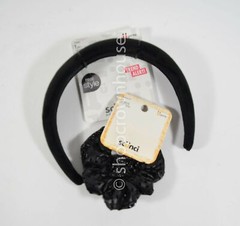 Scunci BLACK Velvet Headband – Pair of Scrunchies – Metallic Look & Leather Look