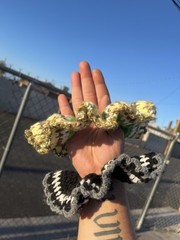 Handmade Thick Crochet Hair Scrunchies Lot 2 Silver Black Green Gold Fan Gear