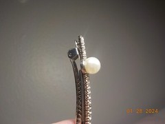 CLIP PARIS SIGNED SPRING CLASP HAIR BARRET SILVERTONE RHINESTONE STUDDED/PEARL