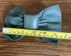 MADE FRANCE VINTAGE LEATHER HAIR BOW