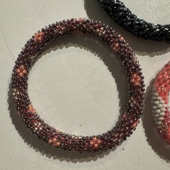 Beaded Beads Hairties Hair Ties Pink White Purple Blue Stretch 5 Fun Cool Girls