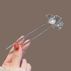 1Pc Exquisite Fashion Vintage Metal Ginkgo Leaf Hair Sticks for Women Elegant U