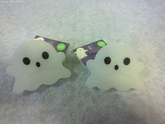 2 I AM Halloween Ghost Hair Clip Claws New