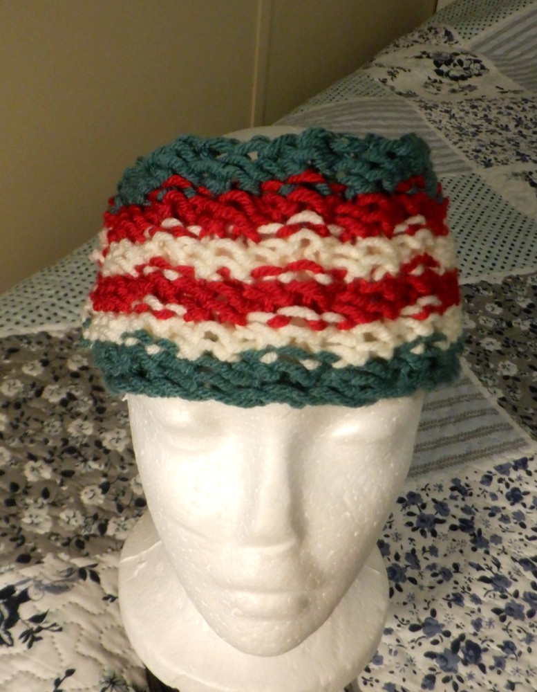 HEADBAND EAR WARMER HAND WOVEN BY MOSES. WARMING ACRYLIC. VANILLA, MEDIUM-LARGE.